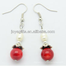 Vente en gros de corail rouge avec boucles d&#39;oreilles en perle d&#39;eau douce